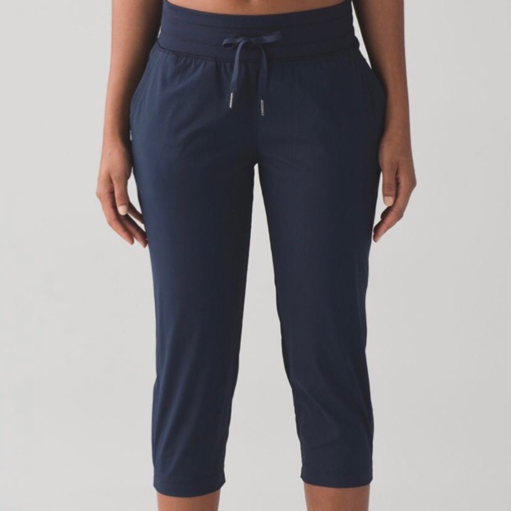 Lululemon crop dance studio pant